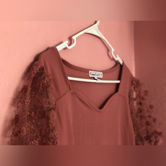 SWEET VIOLET TOP/ DUSTY PINK IN COLOR/ SIZE M - Picture 4 of 6